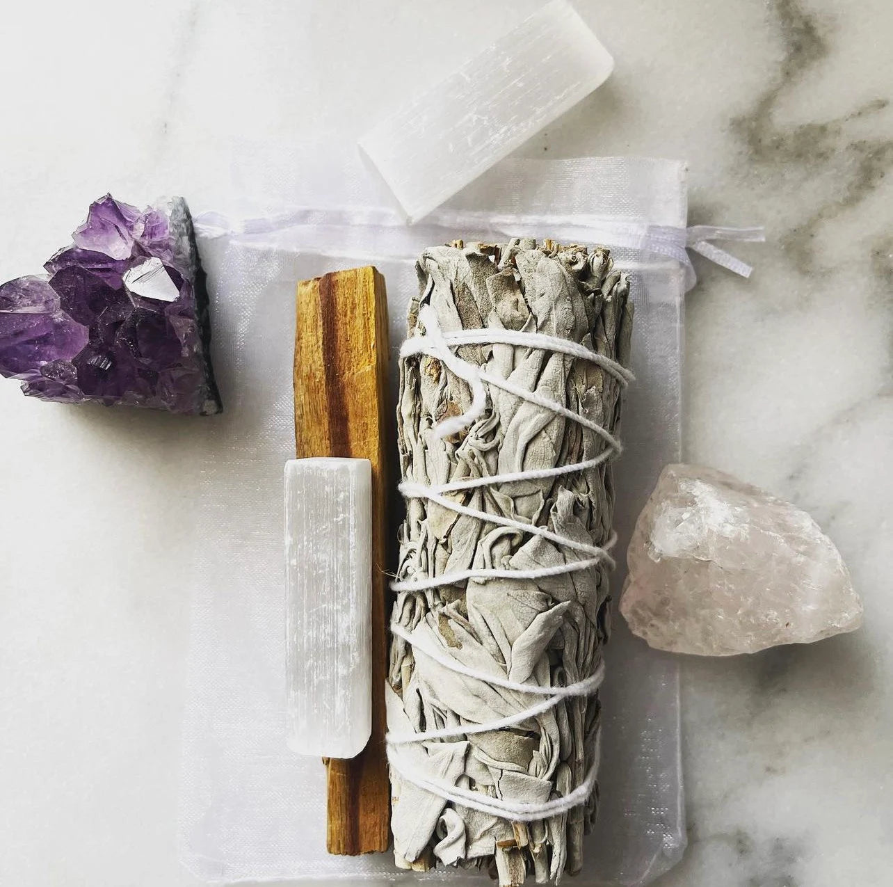 Smudge kit - White Sage, Selenite and Palo Santo